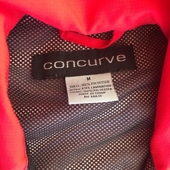 Red wind breaker - Picture 2 of 8